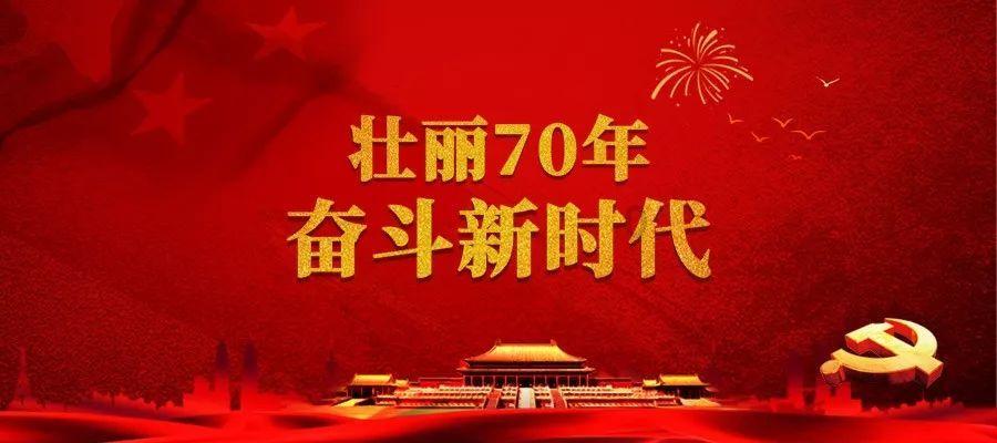 李湘容颜被网友丑化,完全就是一个老太太的模样,小心被起诉